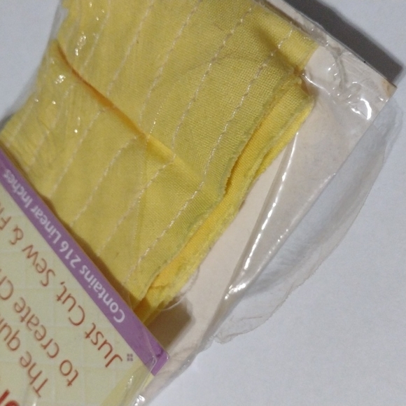2/$15 Yellow Chenille Shortcuts June Tailor JT276WM - Picture 4 of 4